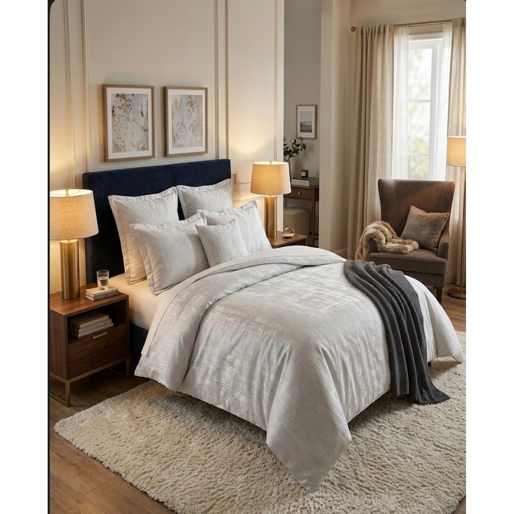 Luxury Duvet Cover Full/Queen Silver White NWT Texture 3pc Set 2 Std Shams